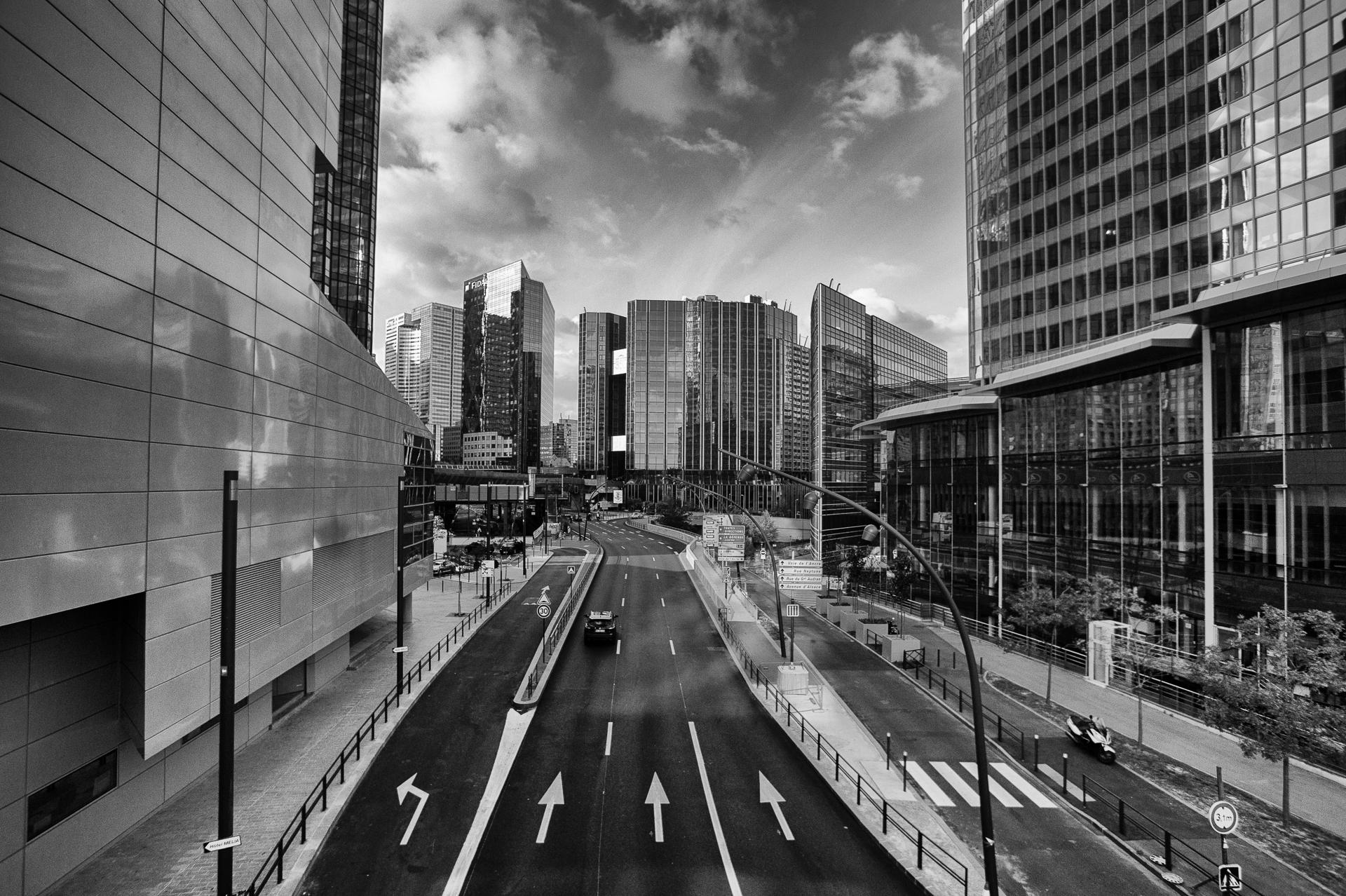 Architecture urbaine, photographie noir et blanc